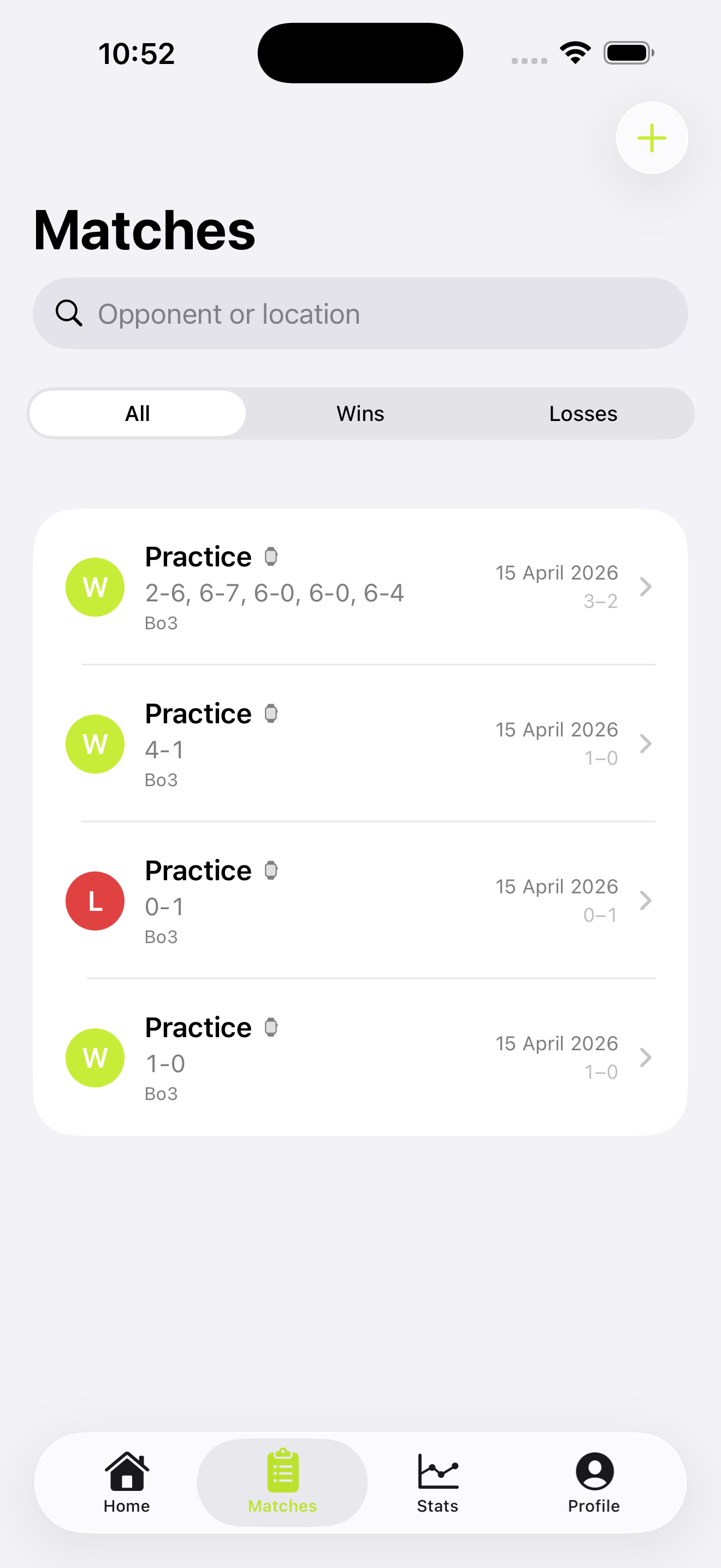 Tennis Score Pro companion app displaying detailed match statistics